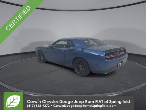 Used 2020 Dodge Challenger R/T w/ Blacktop Package image 11