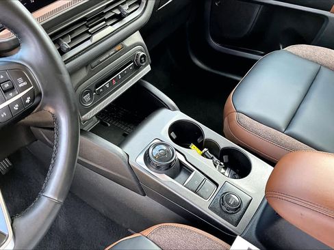 Used 2025 Ford Bronco Sport Outer Banks w/ Outer Banks Tech Package+ image 17