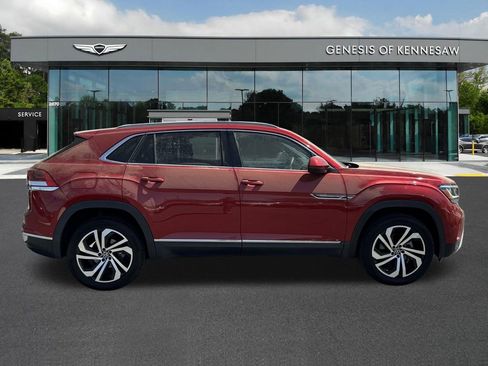 Used 2021 Volkswagen Atlas Cross Sport SEL Premium image 7