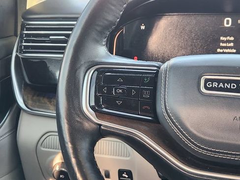 Used 2022 Jeep Grand Wagoneer Series II w/ Convenience Group III AWD/4WD image 28