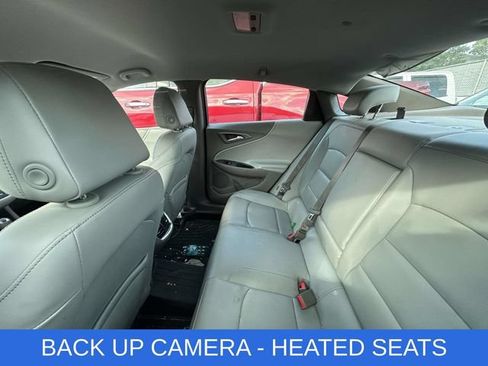 Used 2016 Chevrolet Malibu LT w/ Leather Package FWD image 3
