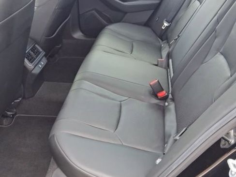 Used 2025 Honda Accord Touring image 9