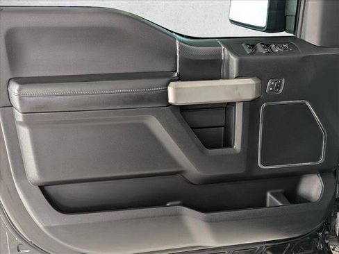 Used 2020 Ford F150 Lariat w/ Equipment Group 502A Luxury AWD/4WD image 18