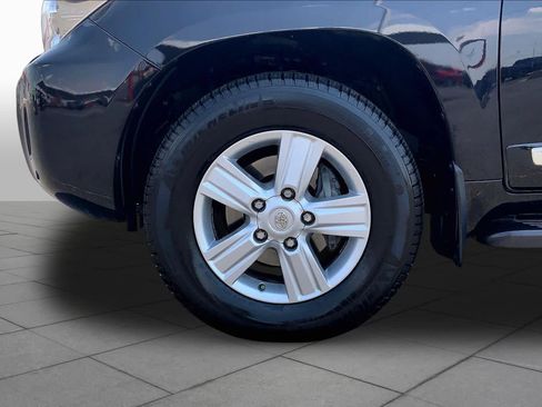 Used 2013 Toyota Land Cruiser AWD/4WD image 11