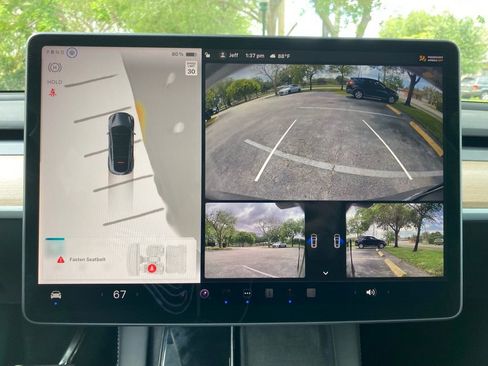 Used 2023 Tesla Model Y Performance AWD/4WD image 25