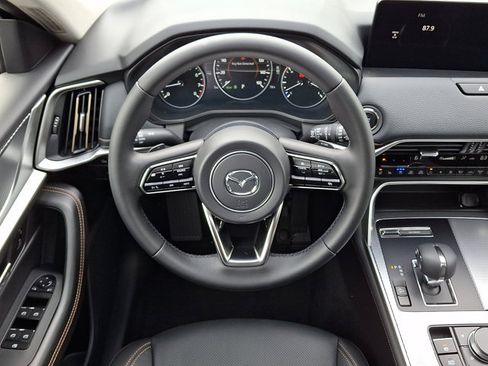 New 2026 MAZDA CX-90 3.3 Turbo w/ Preferred Package AWD/4WD image 9