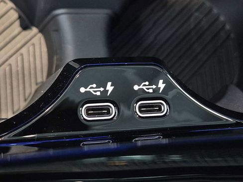 New 2027 BMW M5 w/ Executive Package AWD/4WD image 33