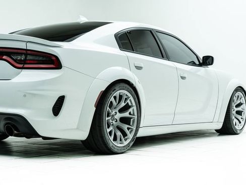 Used 2021 Dodge Charger SRT Hellcat image 13