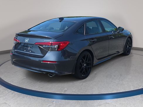 Certified 2024 Honda Civic Sport image 5
