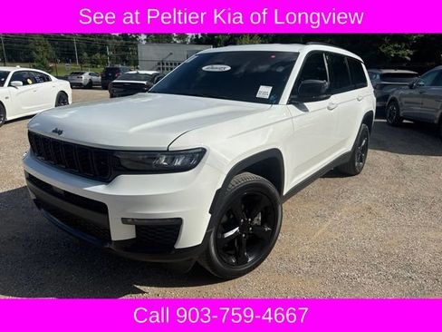 Used 2024 Jeep Grand Cherokee L Limited w/ Black Appearance Package AWD/4WD image 3