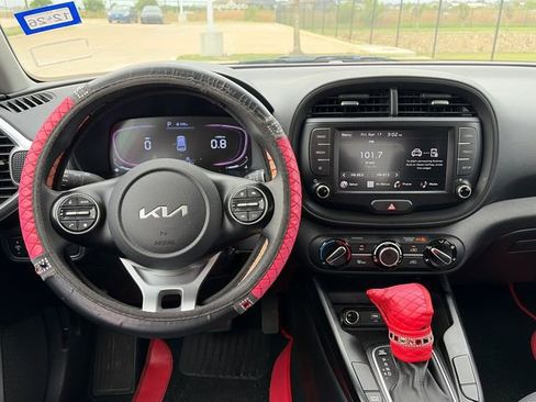 Used 2024 Kia Soul LX w/ Option Group 015 image 10
