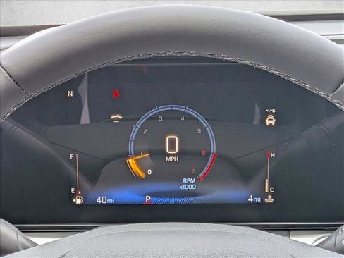 New 2026 Chevrolet Trax LT w/ Sunroof Package image 10