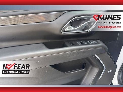 Used 2024 GMC Yukon AT4 AWD/4WD image 19