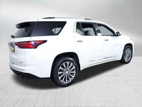 Used 2023 Chevrolet Traverse Premier AWD/4WD image 7