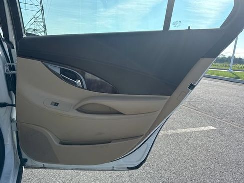 Used 2012 Buick LaCrosse Premium FWD image 14