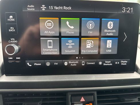 Used 2023 Honda Pilot EX-L image 16
