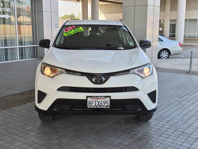Used 2018 Toyota RAV4 LE w/ Carpet Mat Package FWD image 2