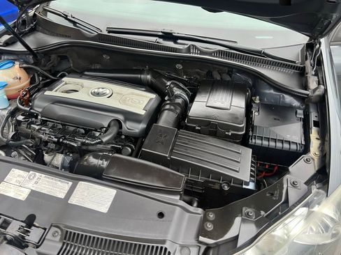 Used 2013 Volkswagen GTI 2-Door image 18