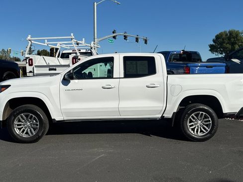 Used 2026 Chevrolet Colorado LT image 8
