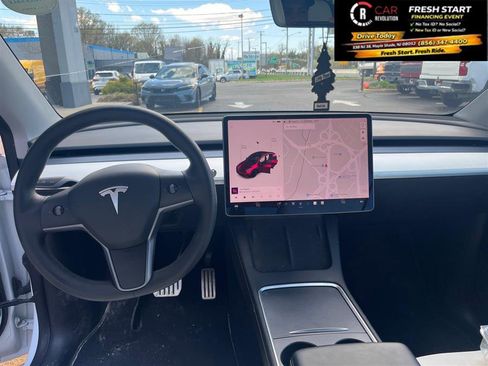Used 2021 Tesla Model Y Performance image 28
