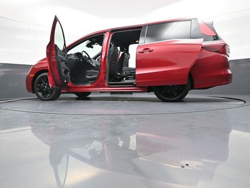 Certified 2023 Honda Odyssey Sport image 51
