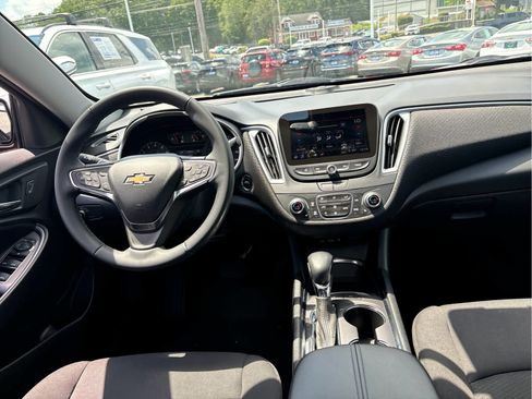 Used 2024 Chevrolet Malibu LT w/ Sport Edition FWD image 23