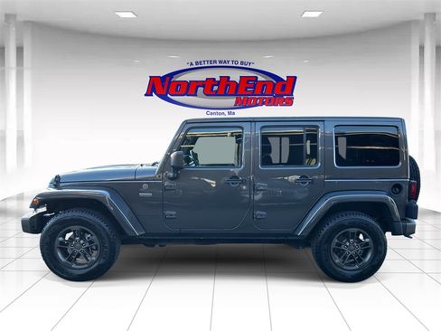 Used 2017 Jeep Wrangler Unlimited Sahara image 6