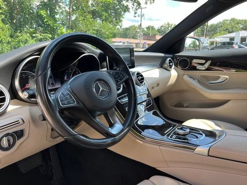 Used 2018 Mercedes-Benz C 300 Sedan image 17