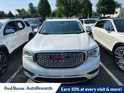 Used 2017 GMC Acadia Denali AWD/4WD image 2