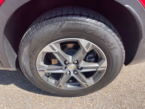 Used 2023 Chevrolet Blazer LT FWD image 17