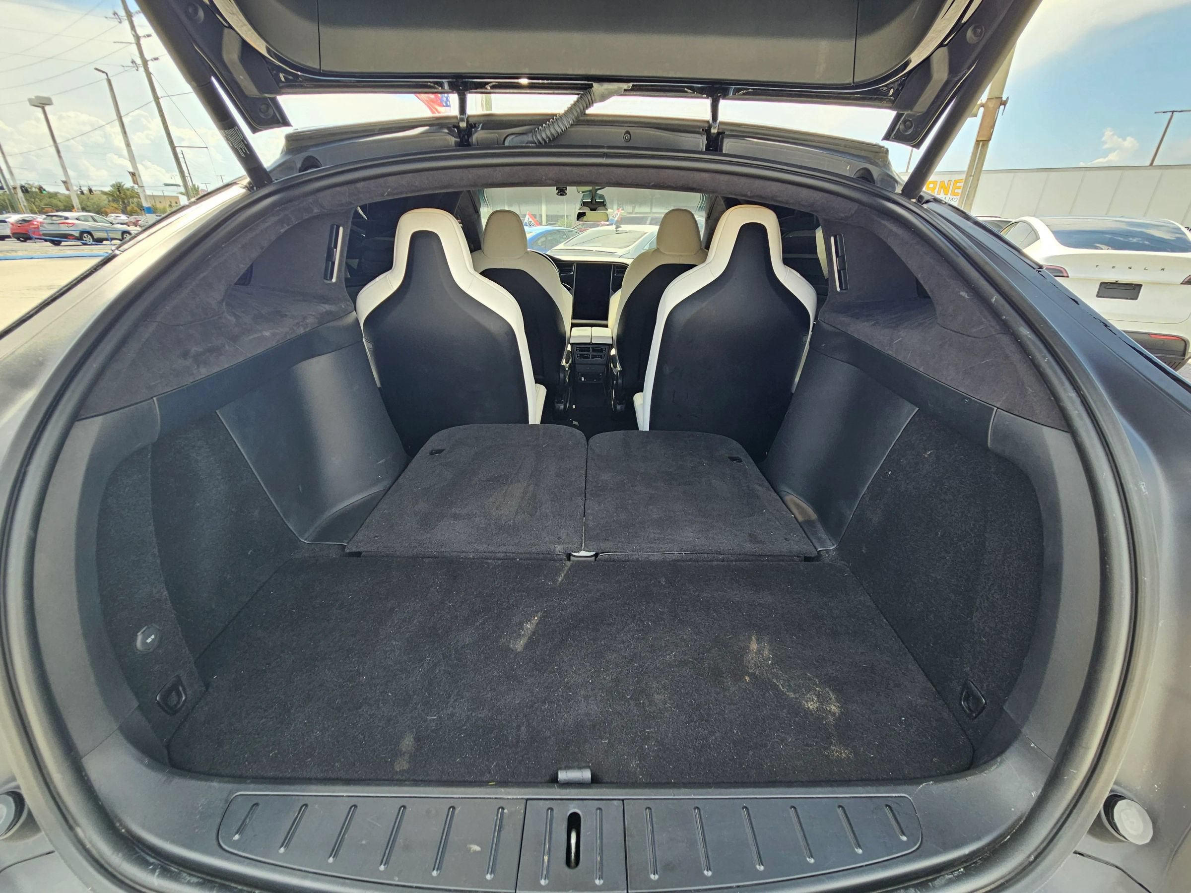 Used 2020 Tesla Model X AWD/4WD image 15