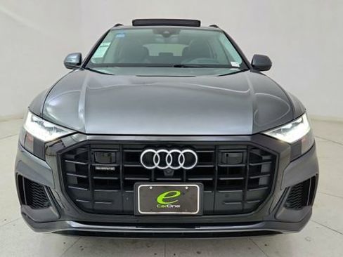 Used 2020 Audi Q8 Prestige w/ Prestige Package image 13