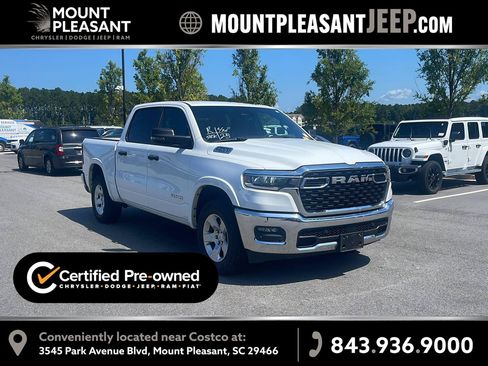 Used 2025 RAM 1500 Big Horn AWD/4WD image 1