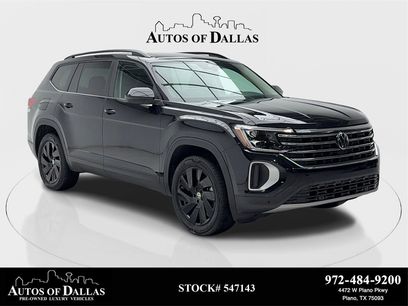 Used 2025 Volkswagen Atlas SE w/ Panoramic Sunroof Package