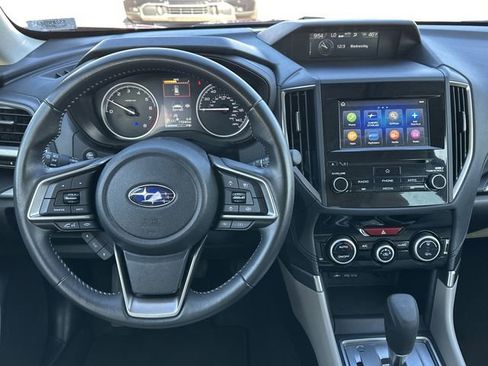 Used 2023 Subaru Forester Premium image 8