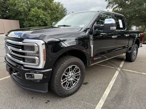 Used 2024 Ford F250 Limited w/ FX4 Off-Road Package image 3