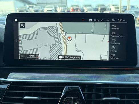 Used 2021 BMW M550i xDrive w/ Dynamic Handling Package AWD/4WD image 8