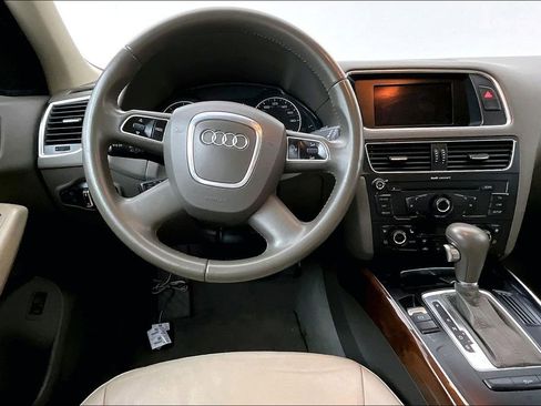 Used 2011 Audi Q5 2.0T Premium image 8