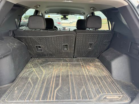Used 2022 Chevrolet Equinox LT FWD image 5