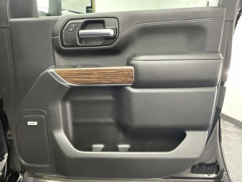 Used 2020 Chevrolet Silverado 2500 High Country w/ Z71 Off-Road Package image 16