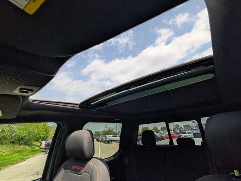 Used 2020 Ford F150 XLT w/ Equipment Group 302A Luxury AWD/4WD image 28