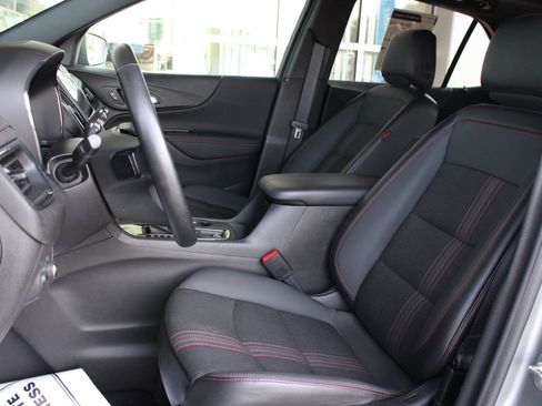 Used 2024 Chevrolet Equinox RS FWD image 16