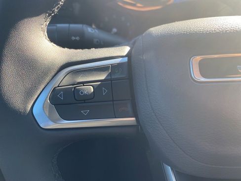 New 2026 Jeep Compass Latitude image 18