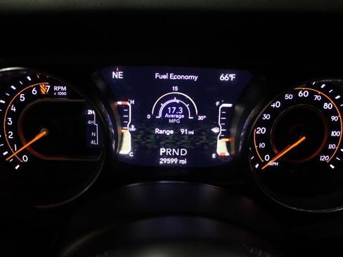 Used 2023 Jeep Gladiator Overland AWD/4WD image 38