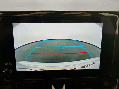Used 2025 Toyota Corolla LE FWD image 20