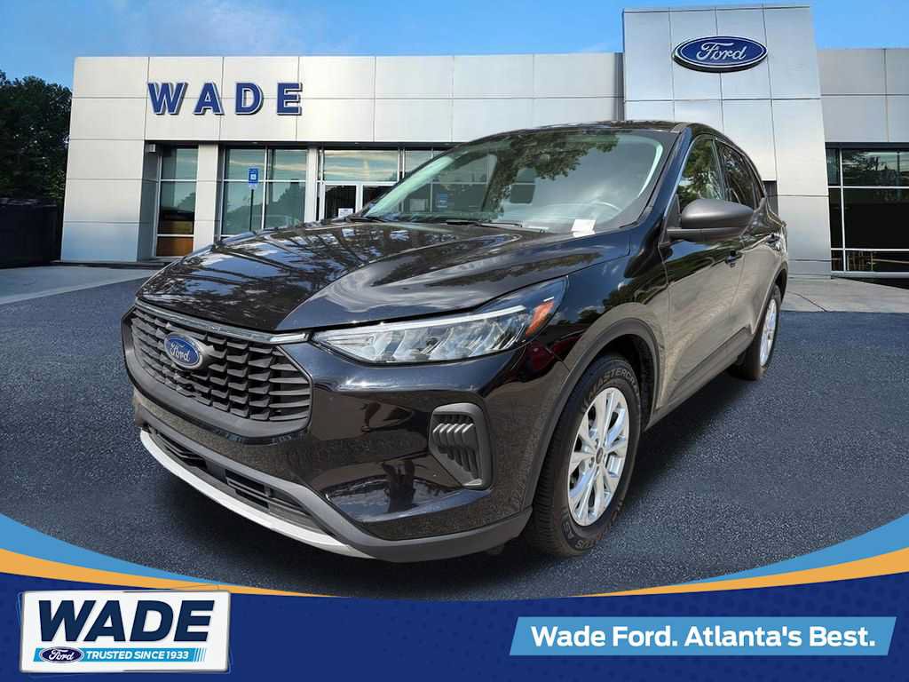 Used 2024 Ford Escape Active FWD image 1