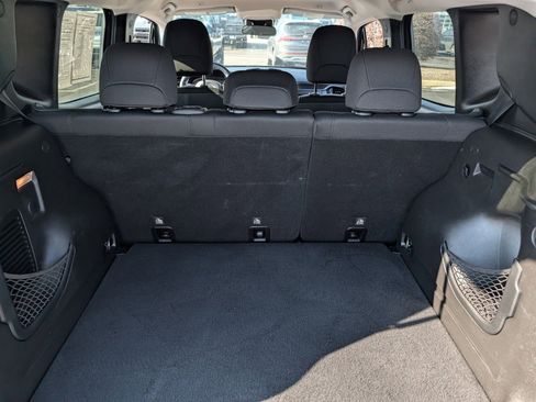 Used 2020 Jeep Renegade Altitude image 22