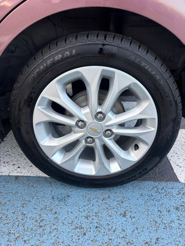 Used 2019 Chevrolet Spark LT FWD image 30