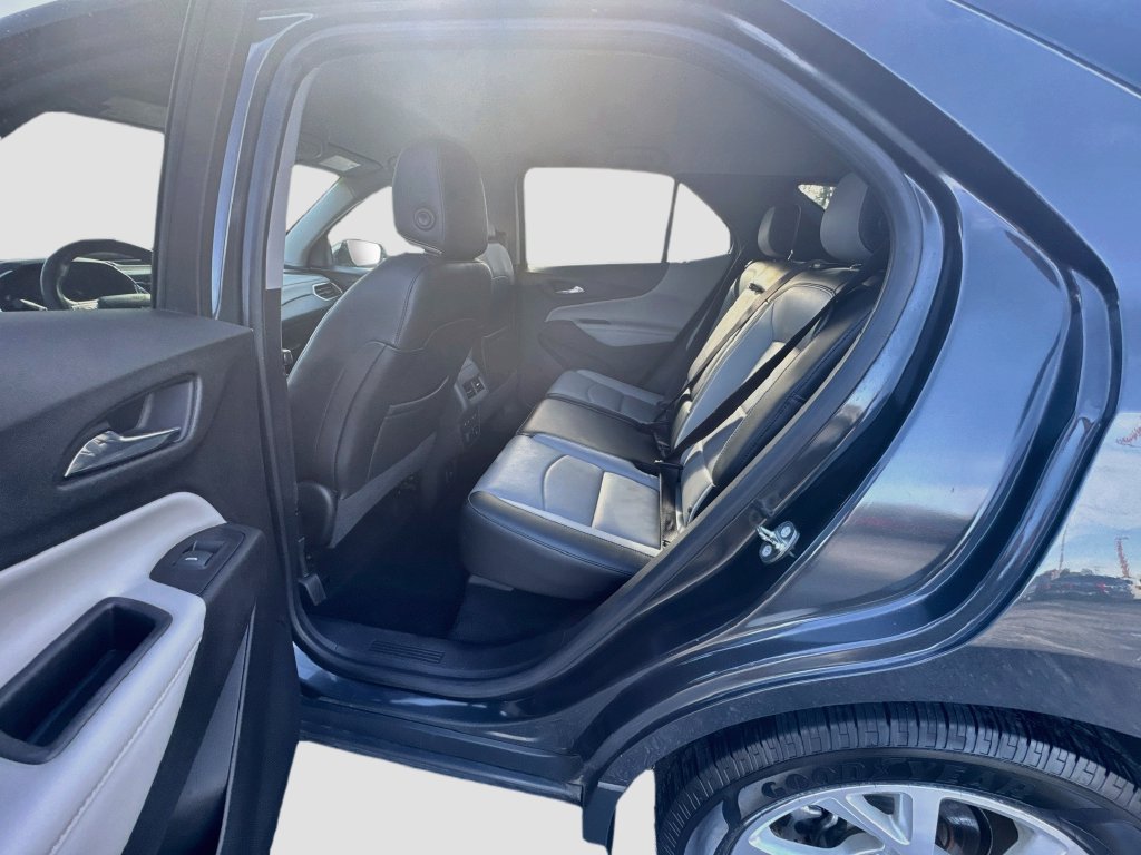 Used 2018 Chevrolet Equinox Premier AWD/4WD image 24