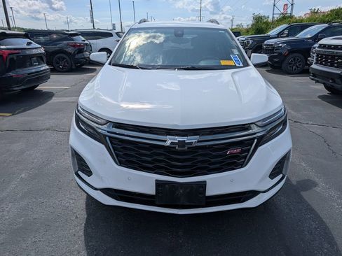Used 2023 Chevrolet Equinox RS AWD/4WD image 2